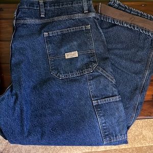Dark blue Wrangler fleece lined jeans size 40 x 32. Great condition like new.